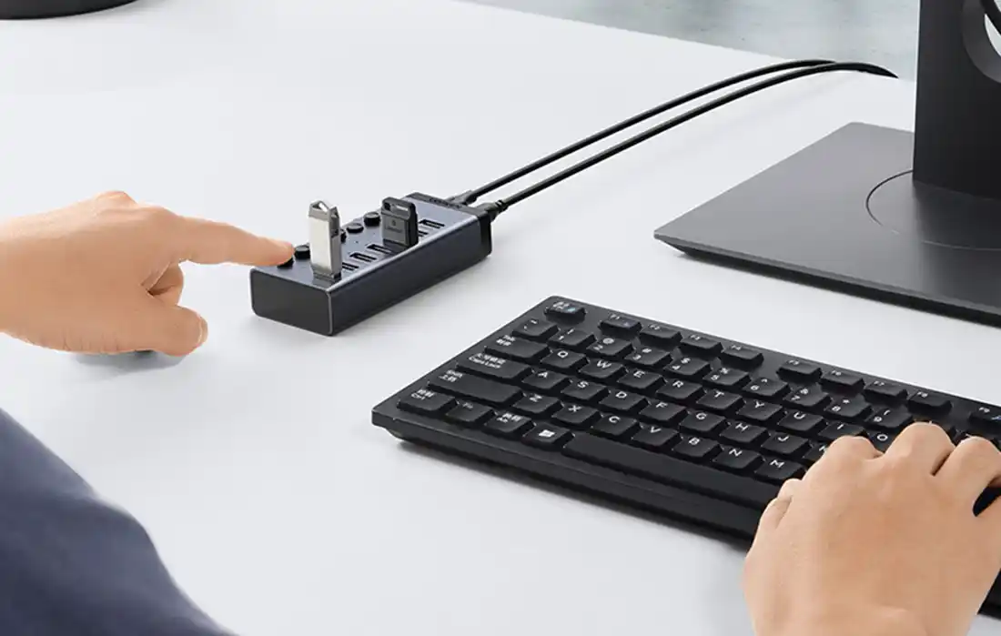 https://www.uspon.rs/images/products/big/126565.webp