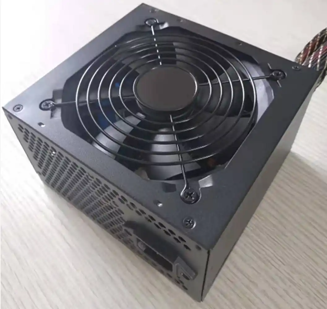 Zeus Napajanje 600W  ZUS600R 12cm