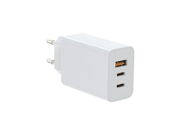 Kućni punjac Fulmova GAN PD/65W/bela sa USB-C kablom